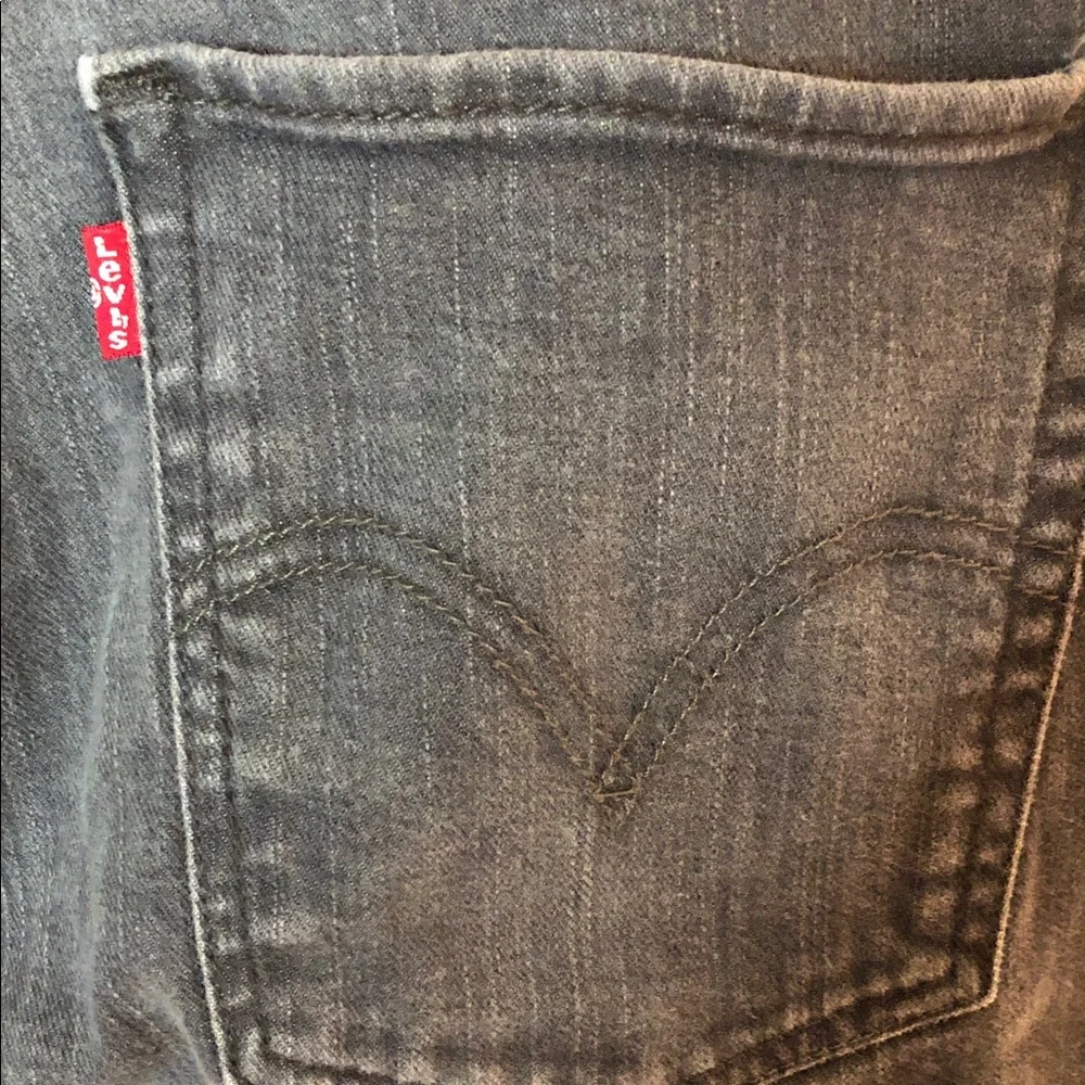 LEVI’S 511 GRAY SKINNY JEANS • 34 x 32